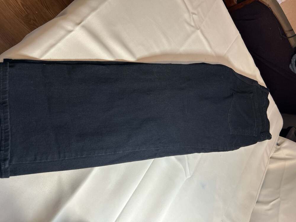 Old Navy High-Rise Wow Loose Jeans Size 12 Short Black